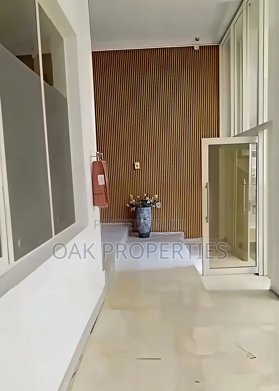 Office Complex With 21 Aircondition Offices on 2 Plots of Land at Gra