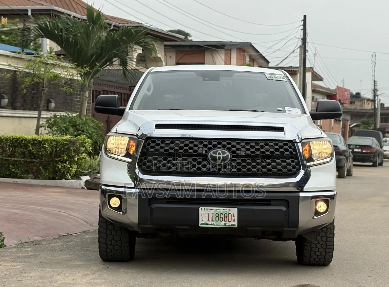 Toyota Tundra 2021 White