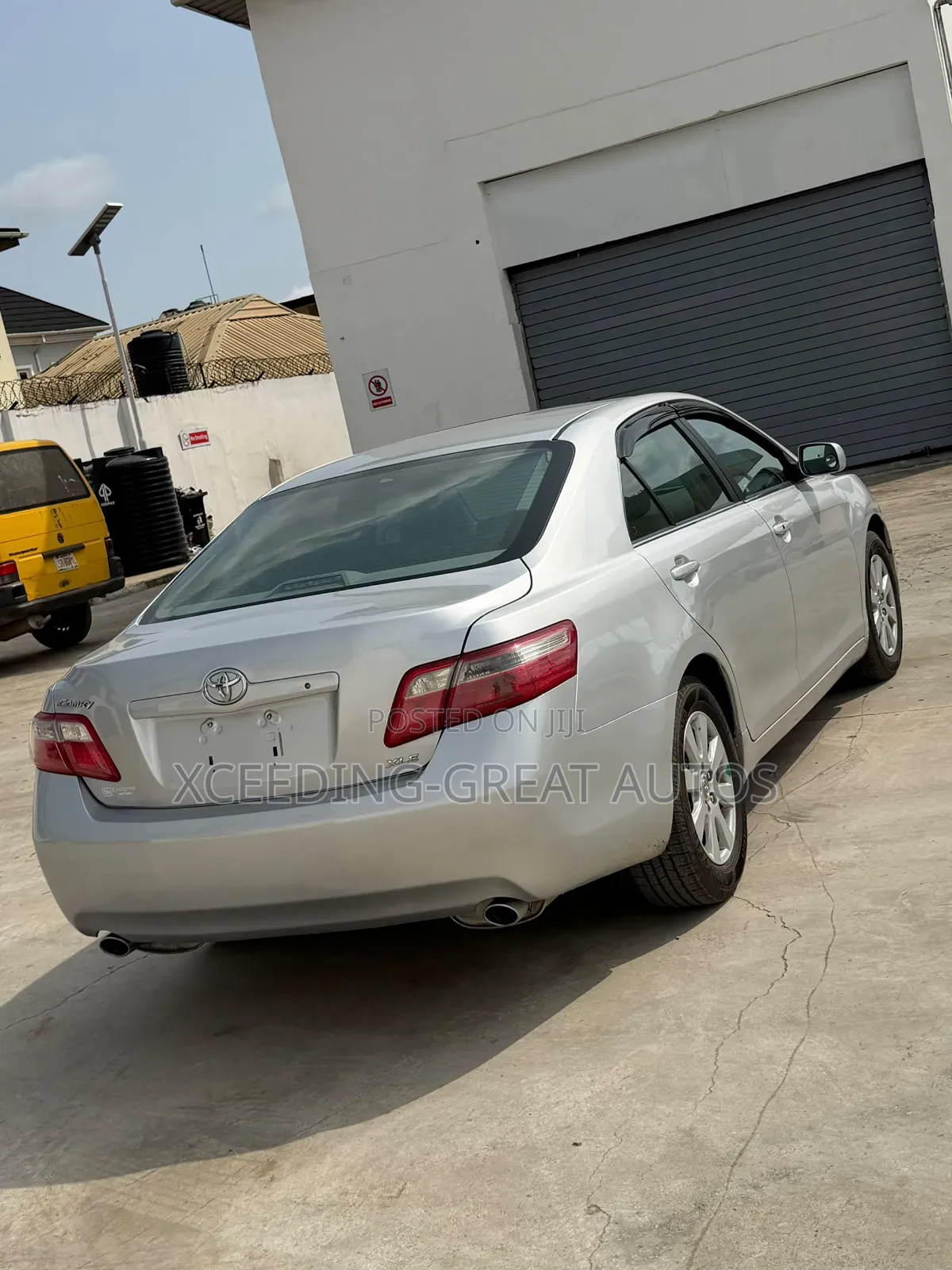 Toyota Camry XLE V6 4dr Sedan (3.5L 6cyl 6AM) 2007 Silver