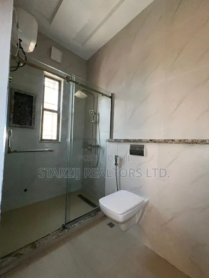5bdrm Duplex in Katampe Extension for sale