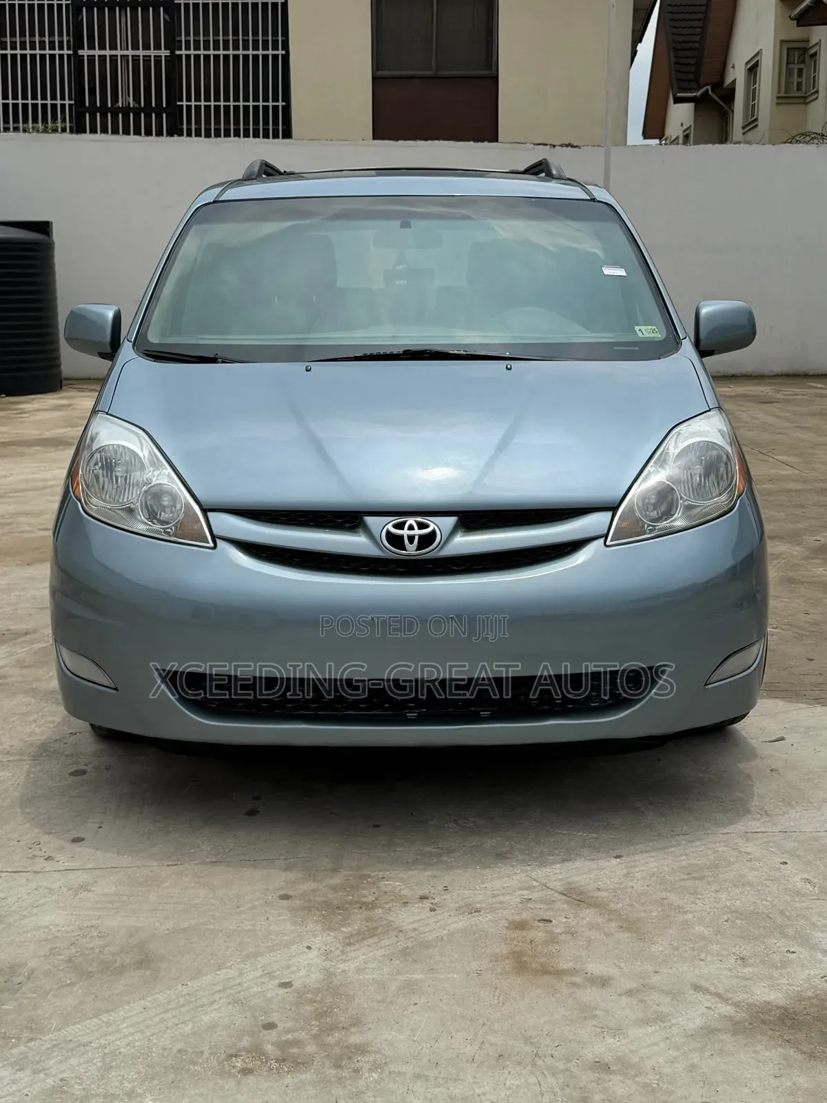 Toyota Sienna XLE AWD 2009 Gray