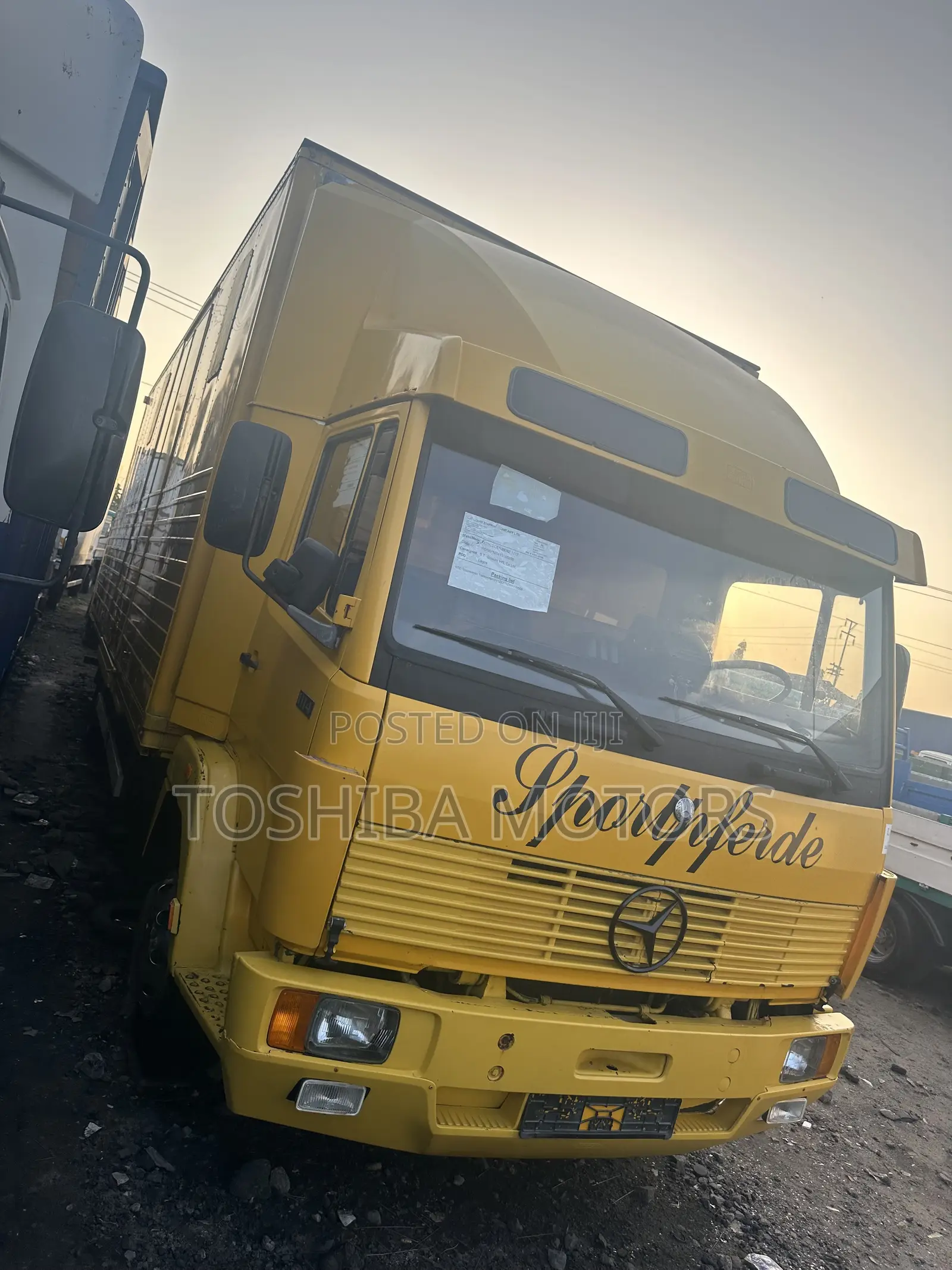 Mercedes Benz Truck 2004