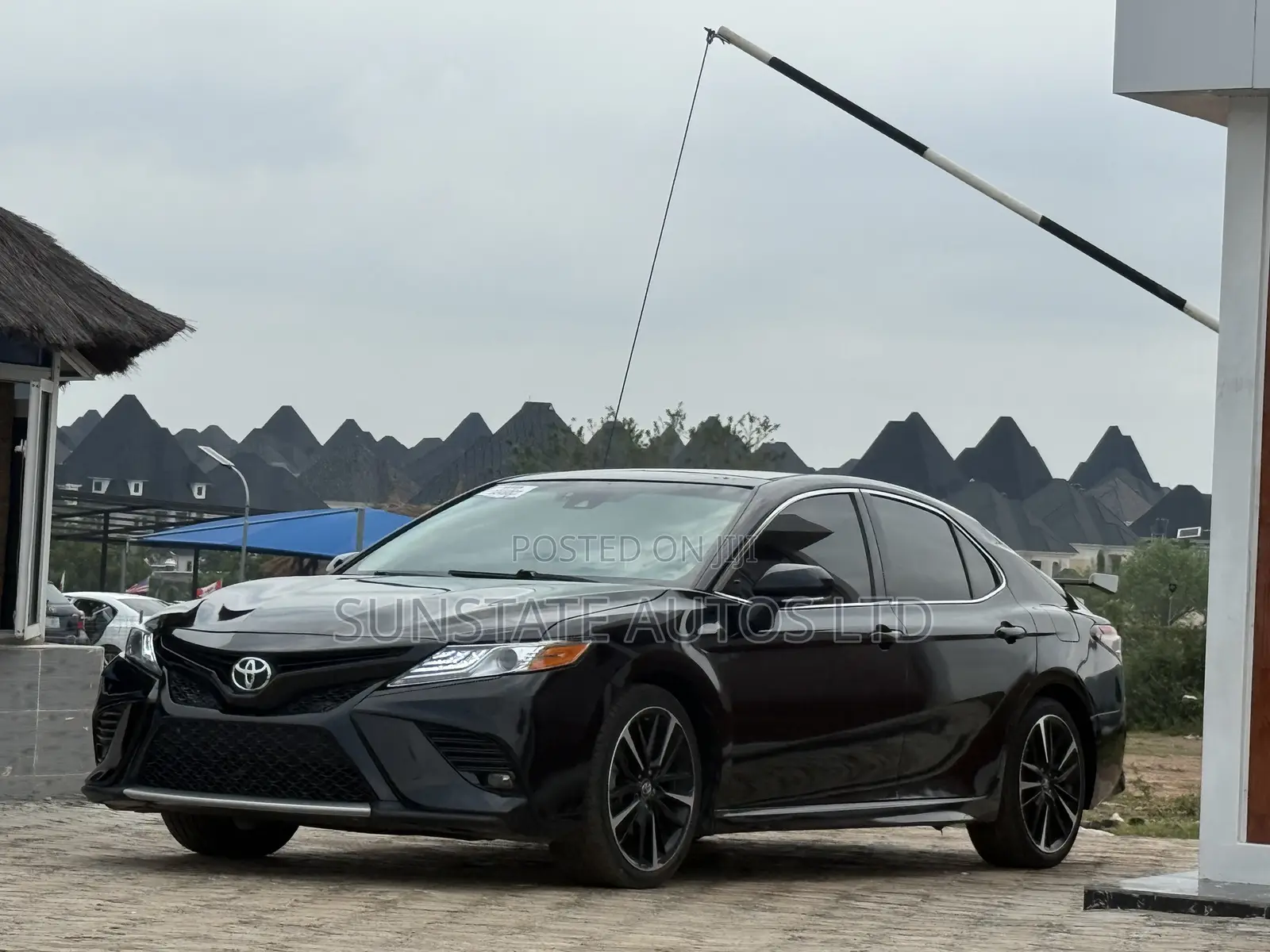 Toyota Camry 2018 Black