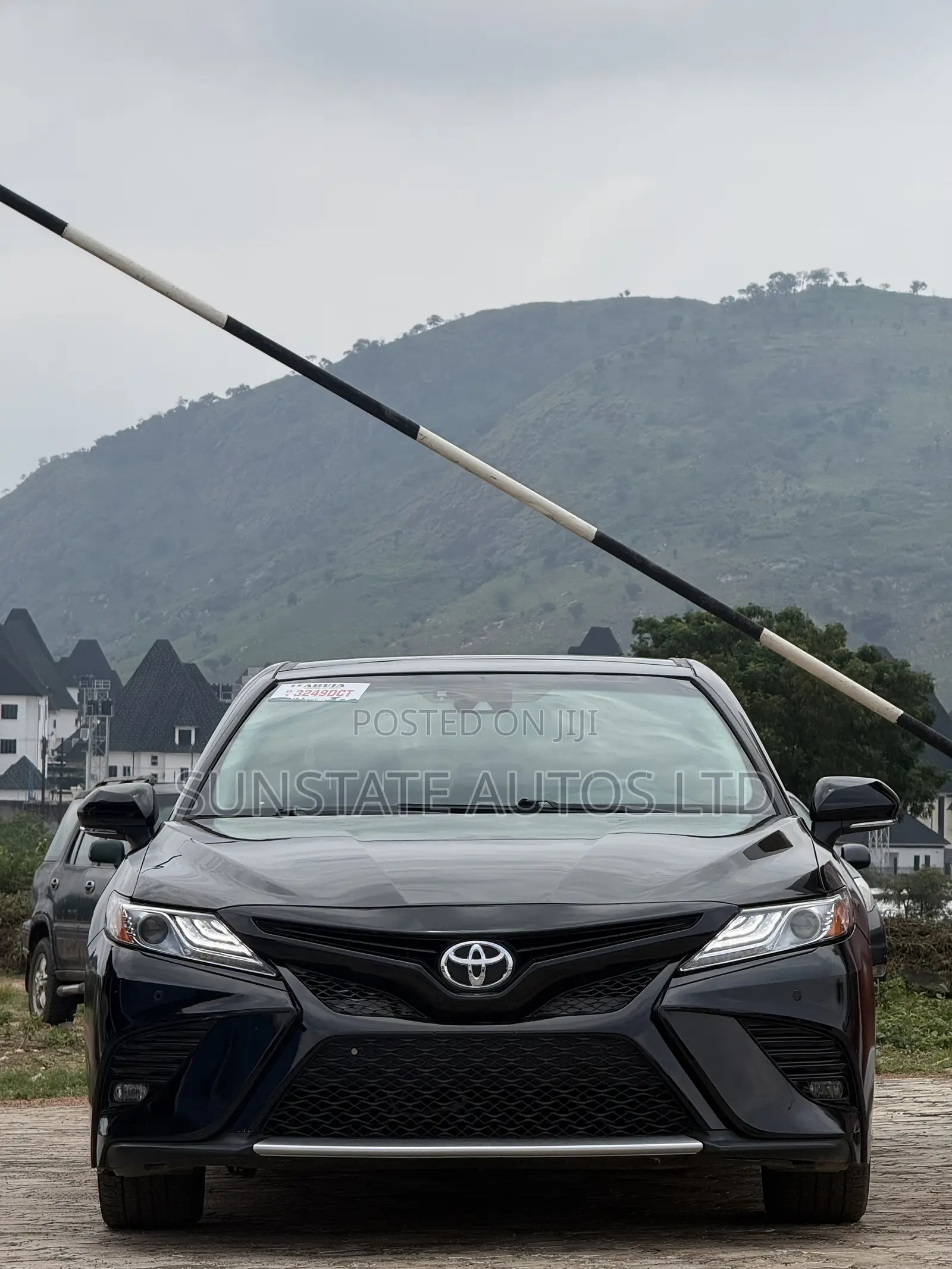 Toyota Camry 2018 Black