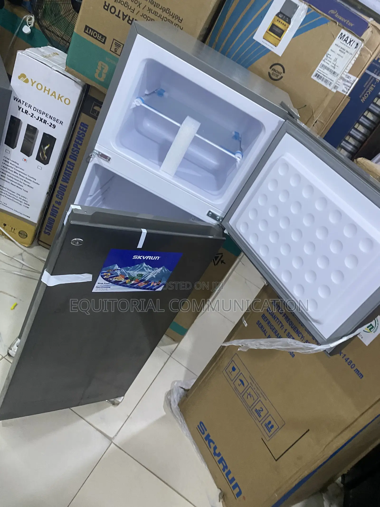 Skyrun BCD-200K 200L Refrigerator for Home Food and Drink Storage