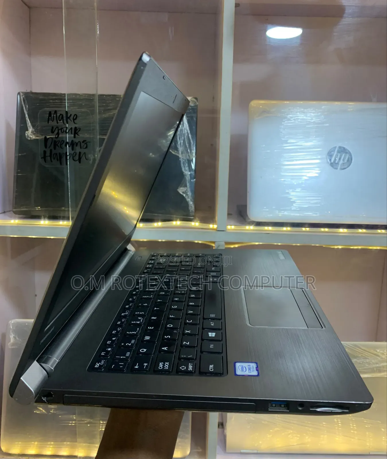 Laptop Toshiba A40 4GB Intel Core i5 SSD 128GB