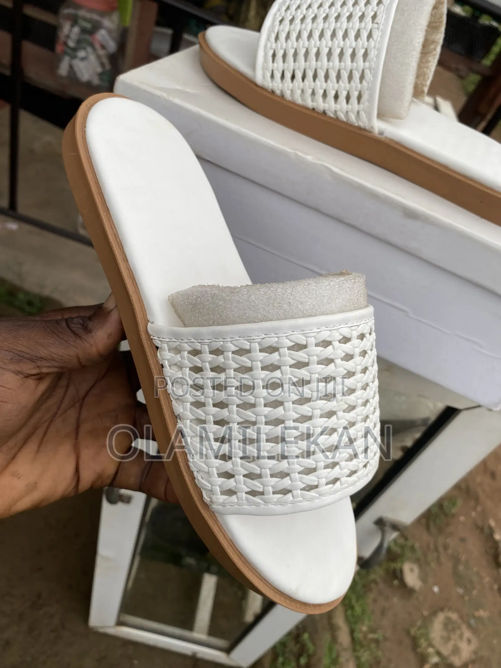 Zara Slipper