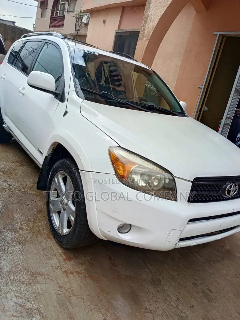 Toyota Camry SE V6 4dr Sedan (3.5L 6cyl 6AM) 2007 White