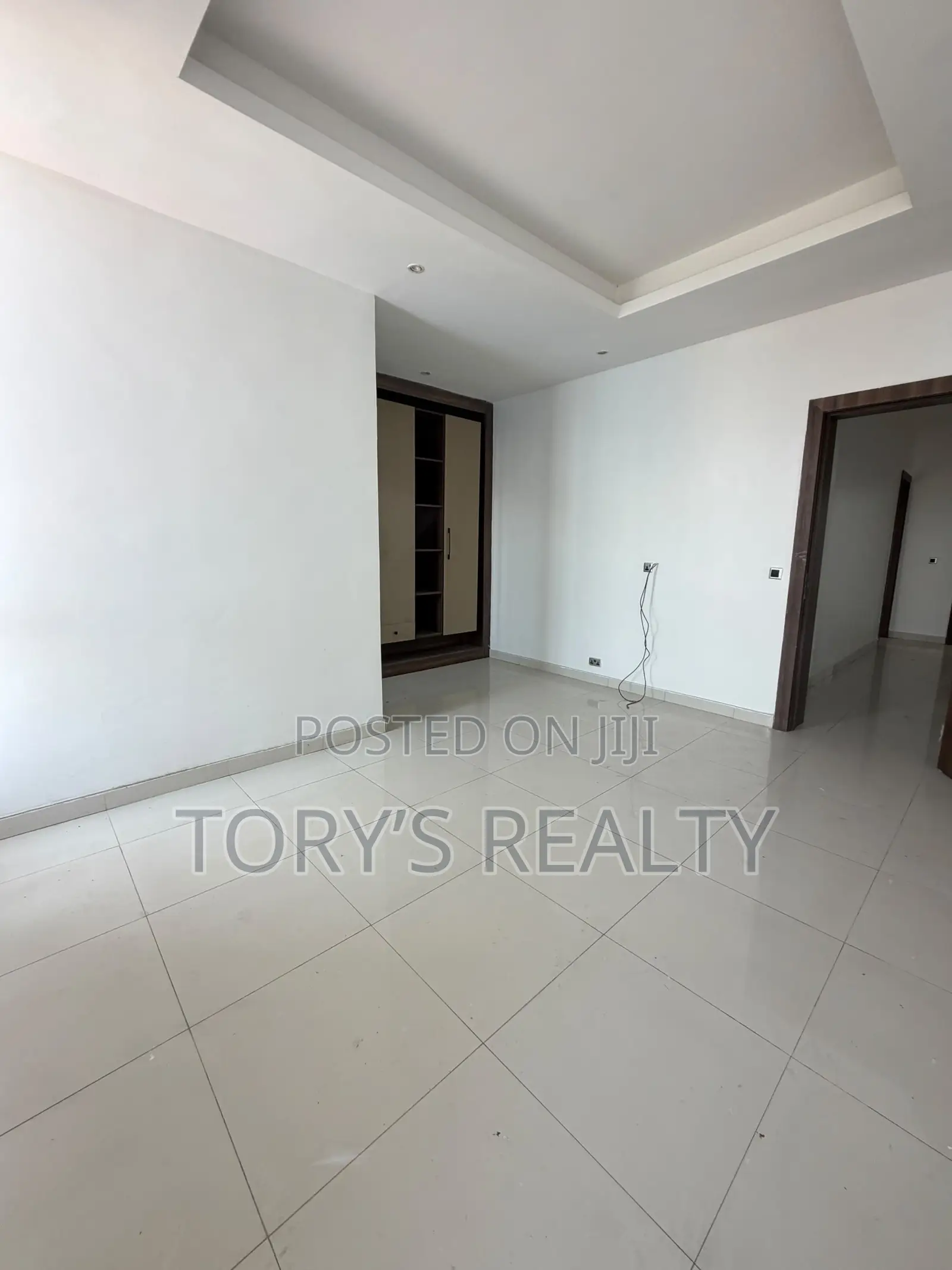 4bdrm Duplex in Lekki Phase 1 for rent