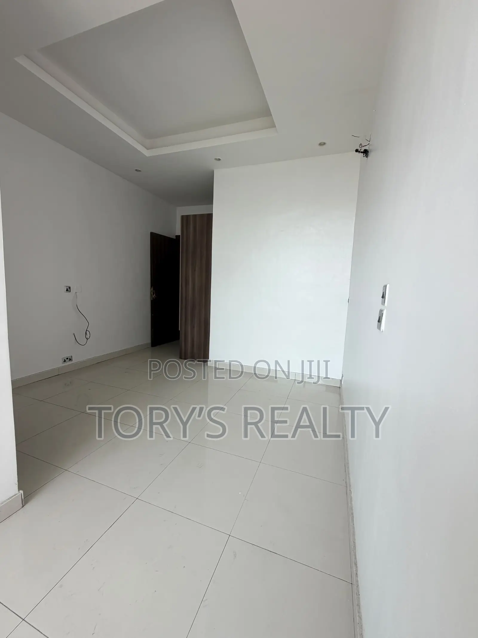 4bdrm Duplex in Lekki Phase 1 for rent