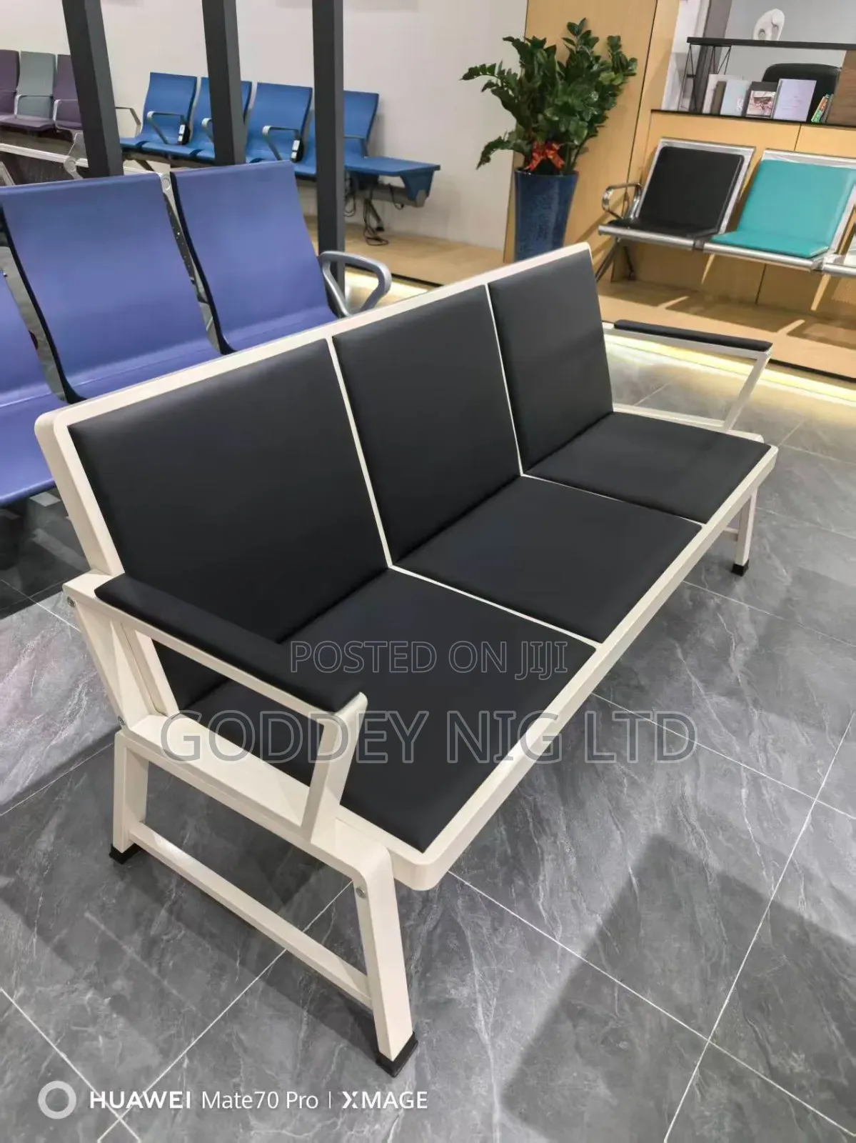 Quality 3 in 1 Airport Chair