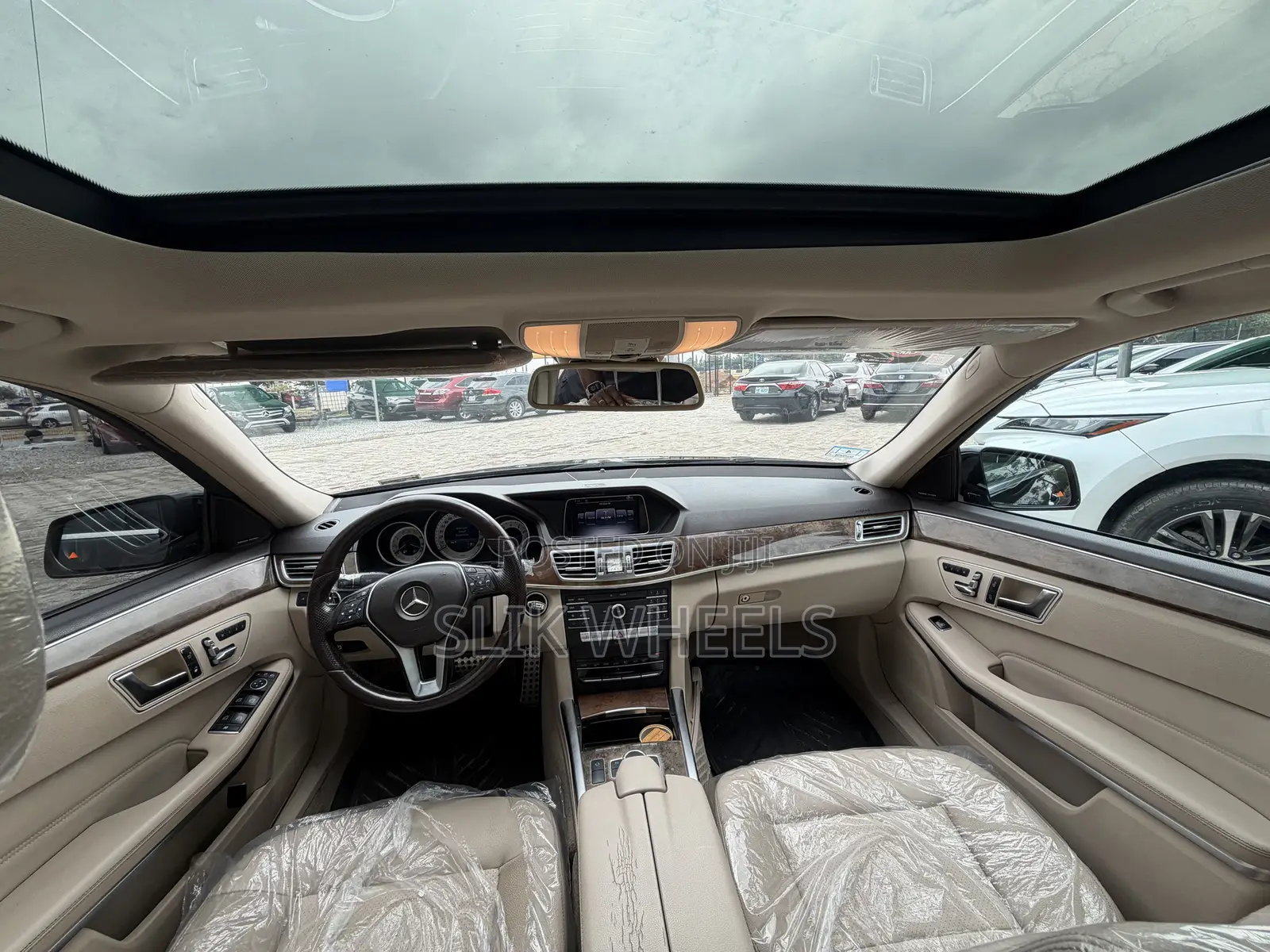 Mercedes-Benz E350 Base 4Matic Sedan AWD (3.5L 6cyl 7A) 2015 Black