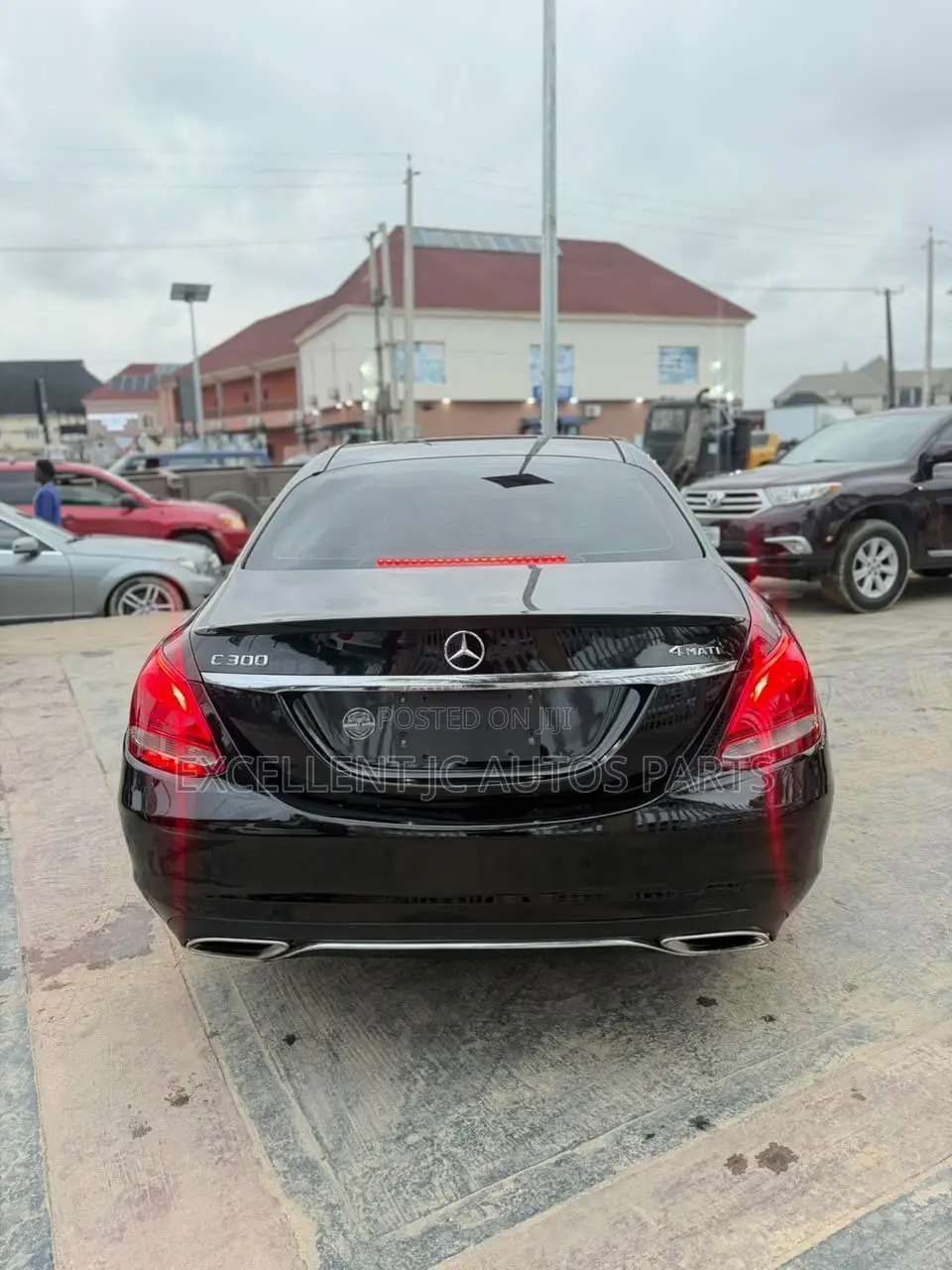 Mercedes-Benz C300 2017 Black