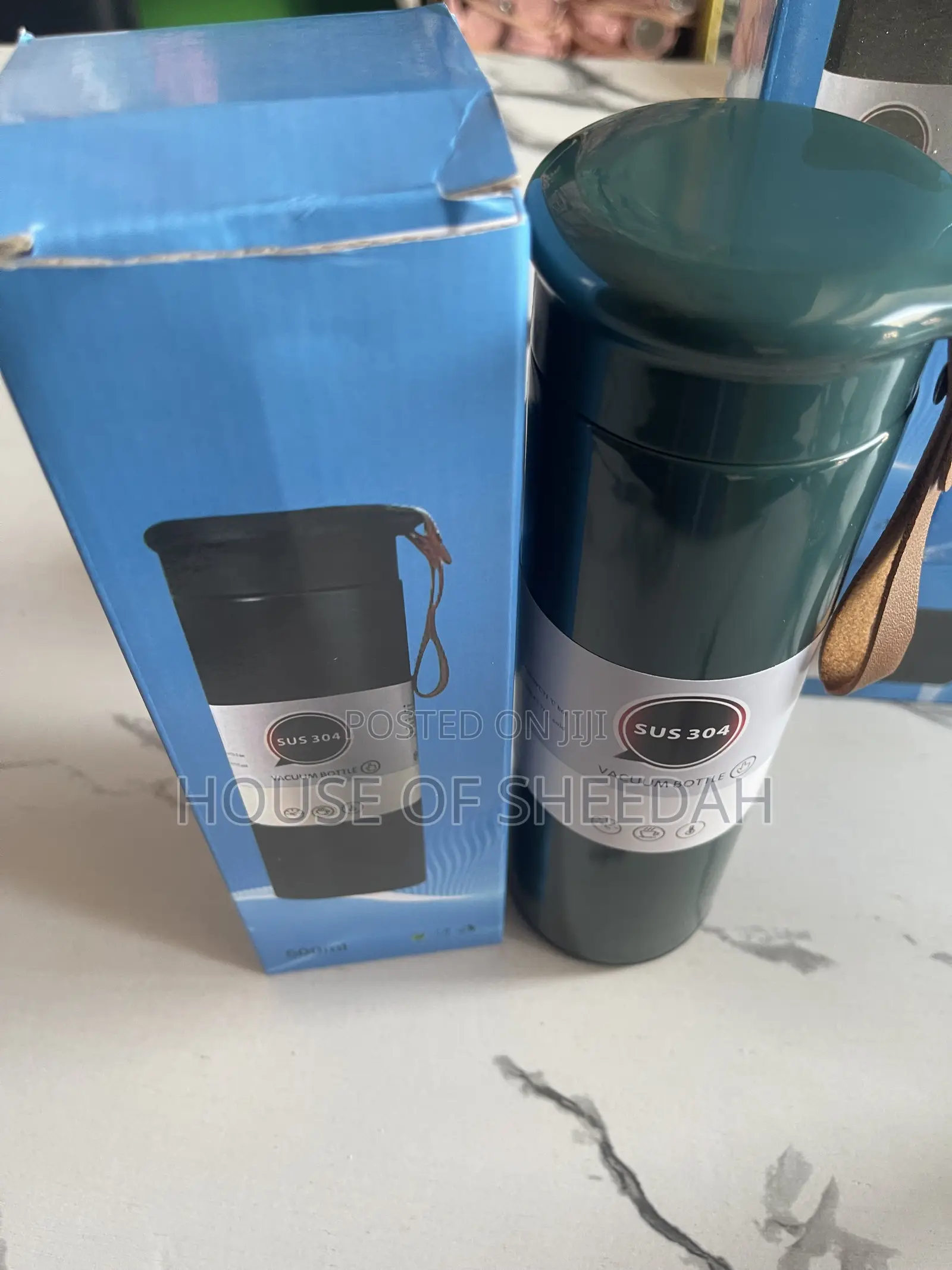 SUS 304 Stainless Steel Vacuum Water Flask / Thermos Bottle (800ml)