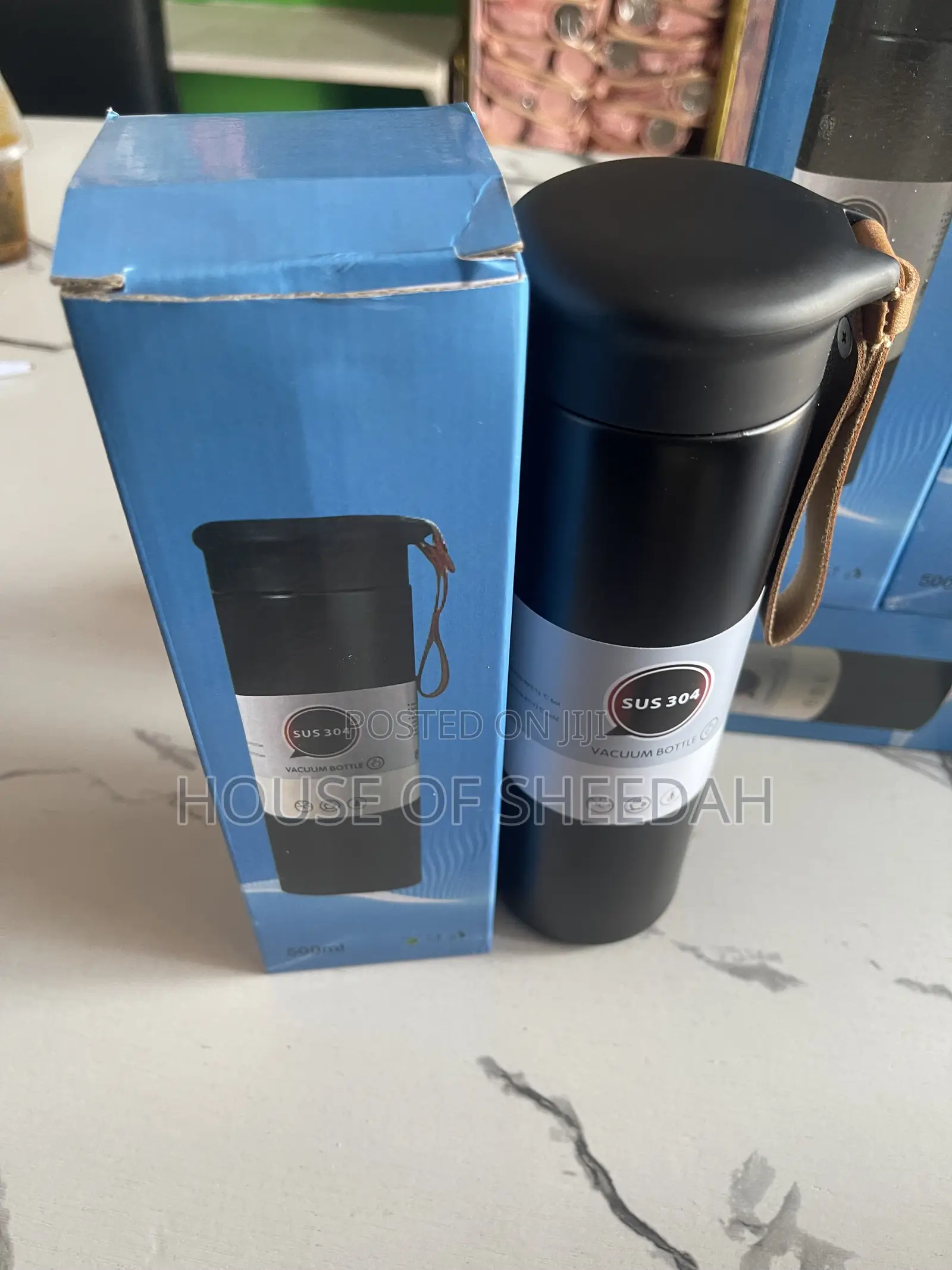 SUS 304 Stainless Steel Vacuum Water Flask / Thermos Bottle (800ml)