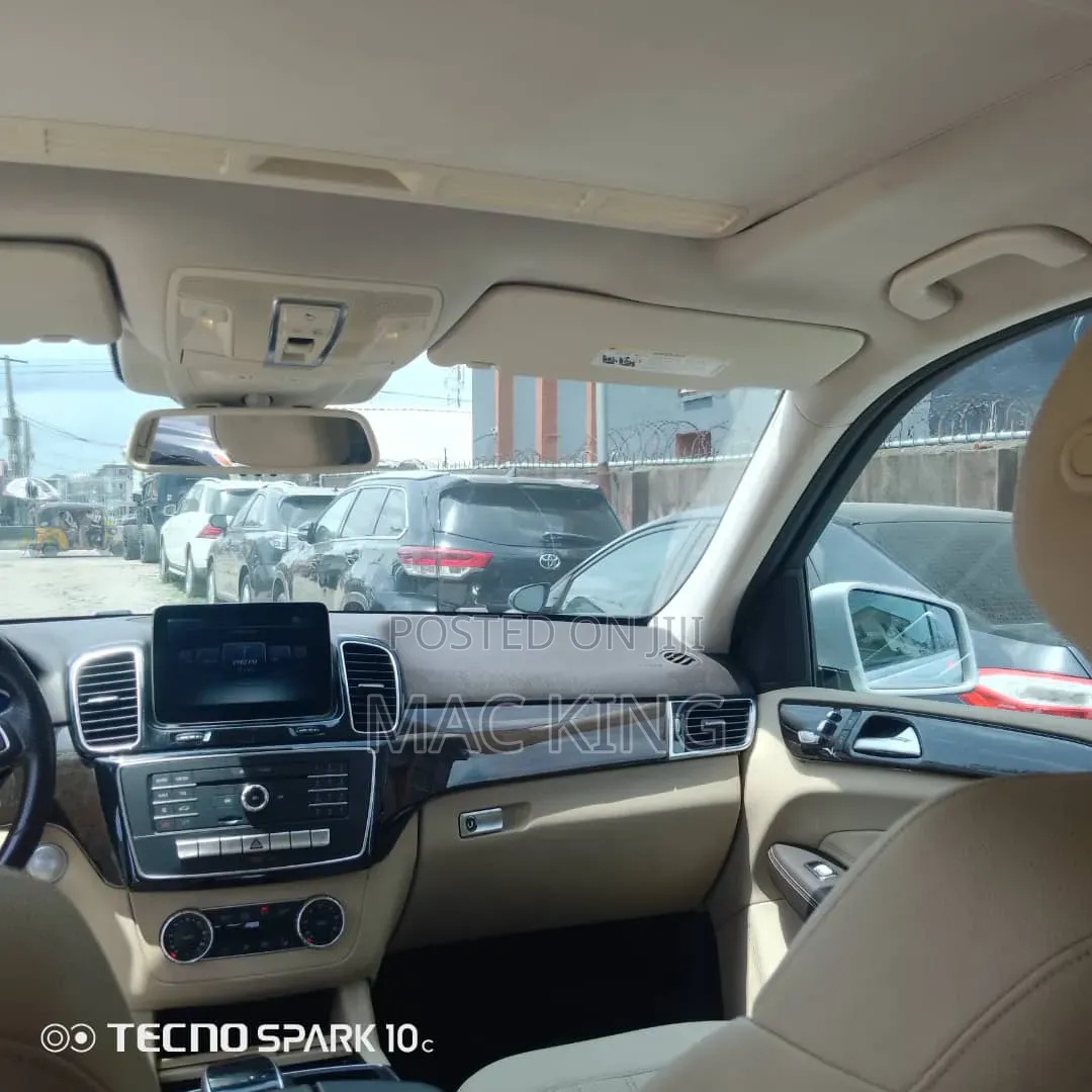 Mercedes-Benz GLE-Class 2016 Silver