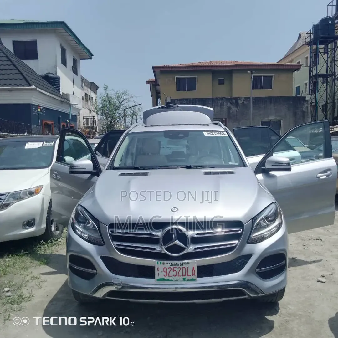 Mercedes-Benz GLE-Class 2016 Silver