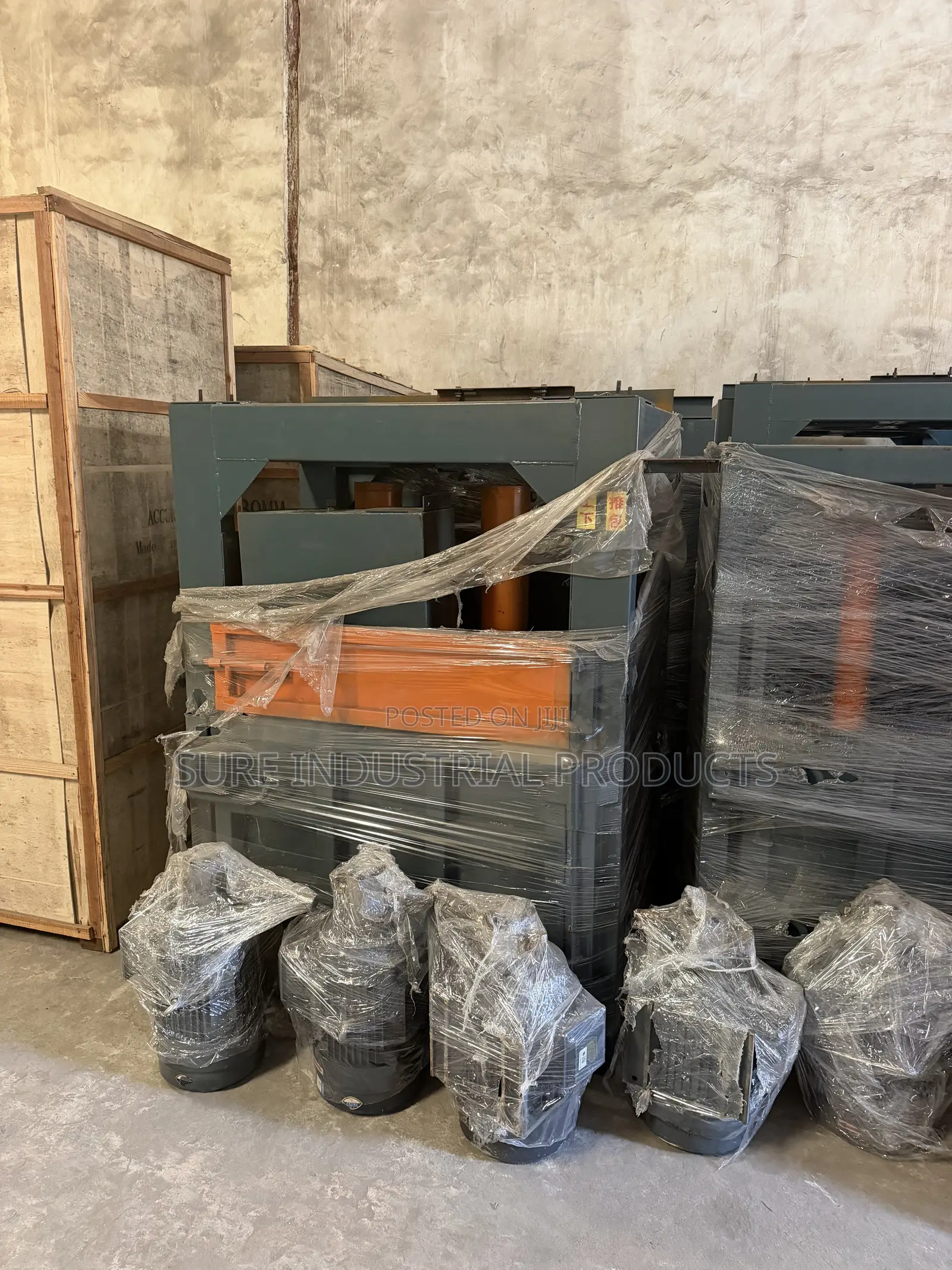 Brand New 80Ton Hydraulic Baling Machine