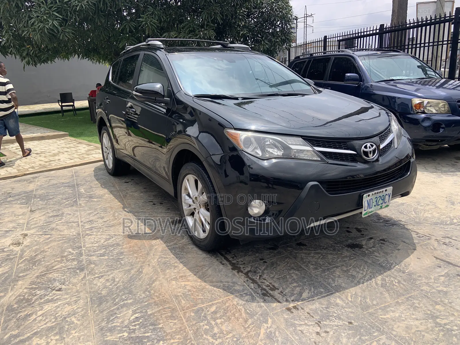 Toyota RAV4 Limited 4dr SUV AWD (2.5L 4cyl 6A) 2015 Black