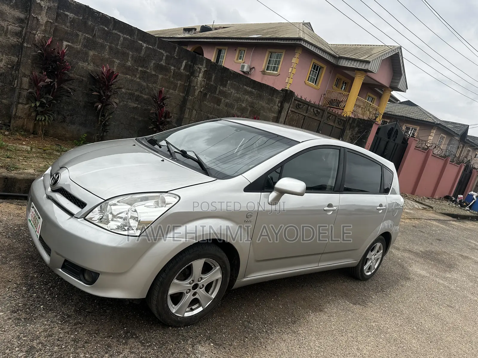 Toyota Verso 1.6 2009 Silver