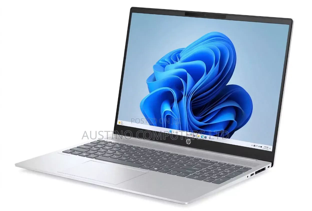 New Laptop HP OmniBook 5 16" 16GB Intel Core Ultra 7 SSD 1T