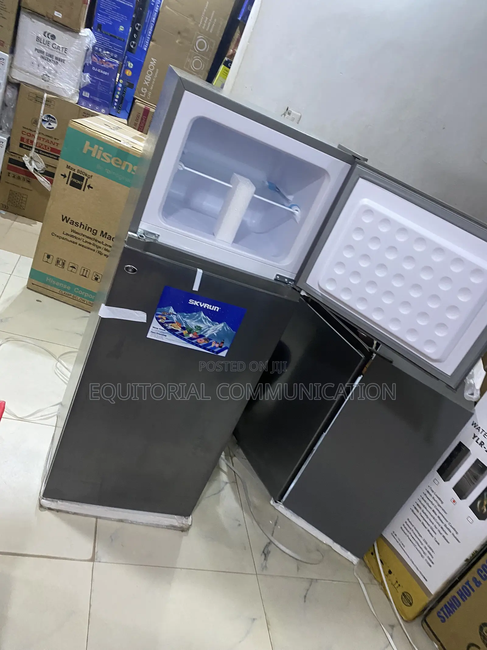 Skyrun BCD-200K 200L Top Freezer Refrigerator for Meal Storage