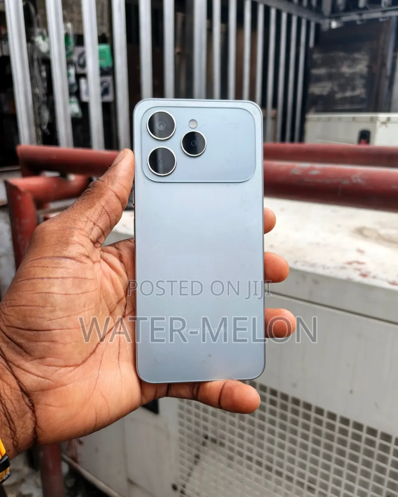 Tecno Spark 40 256 GB Silver