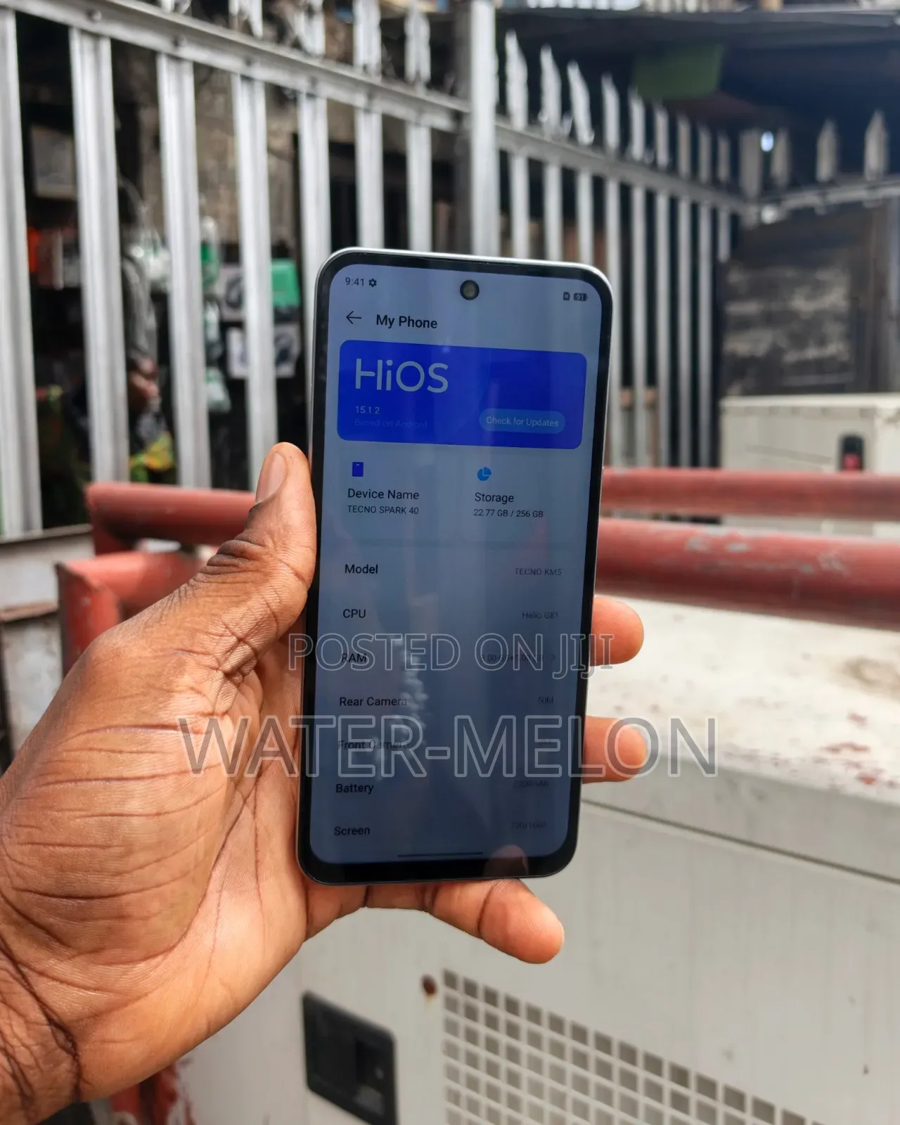 Tecno Spark 40 256 GB Silver