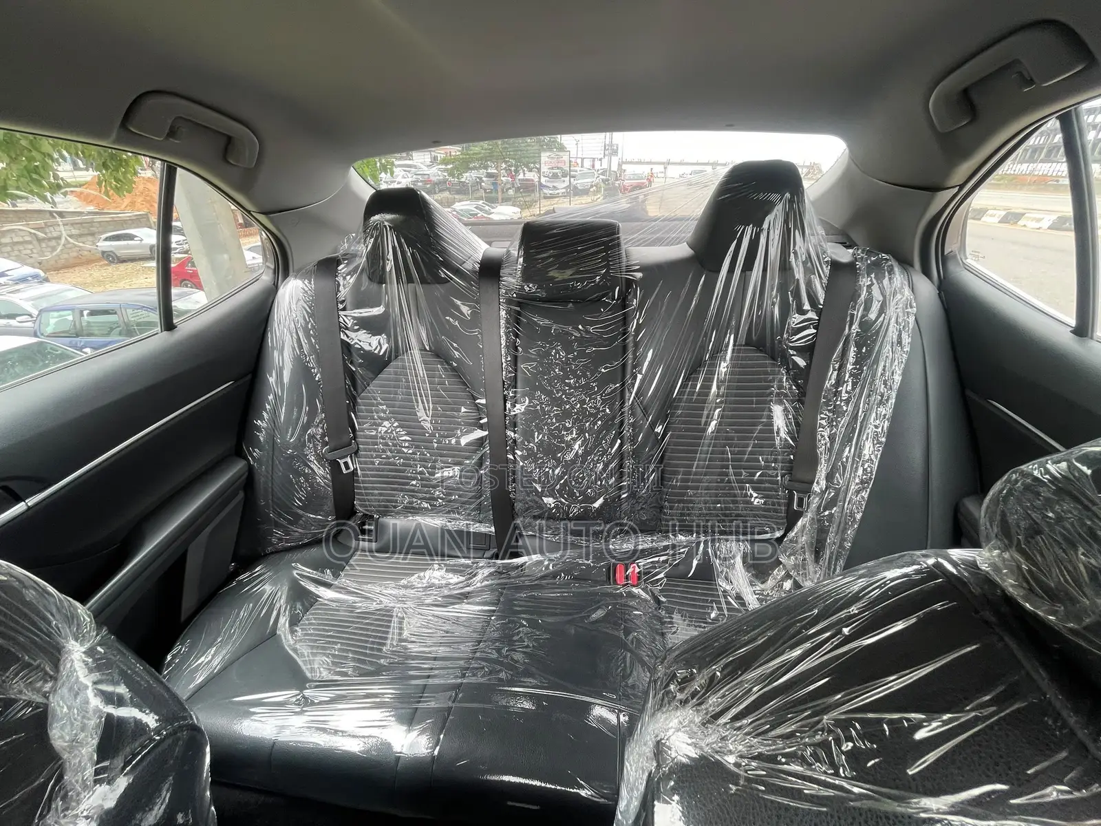 Toyota Camry SE (2.5L 4cyl 8A) 2019 Gray