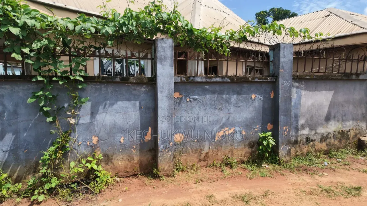 3bdrm Bungalow in Umuahia for sale