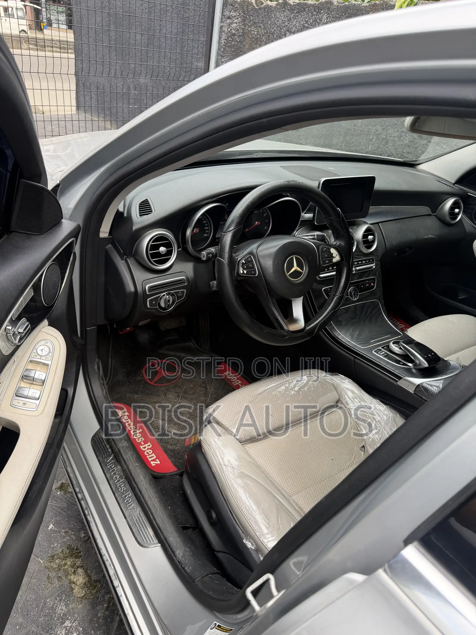 Mercedes-Benz C300 2015 Silver