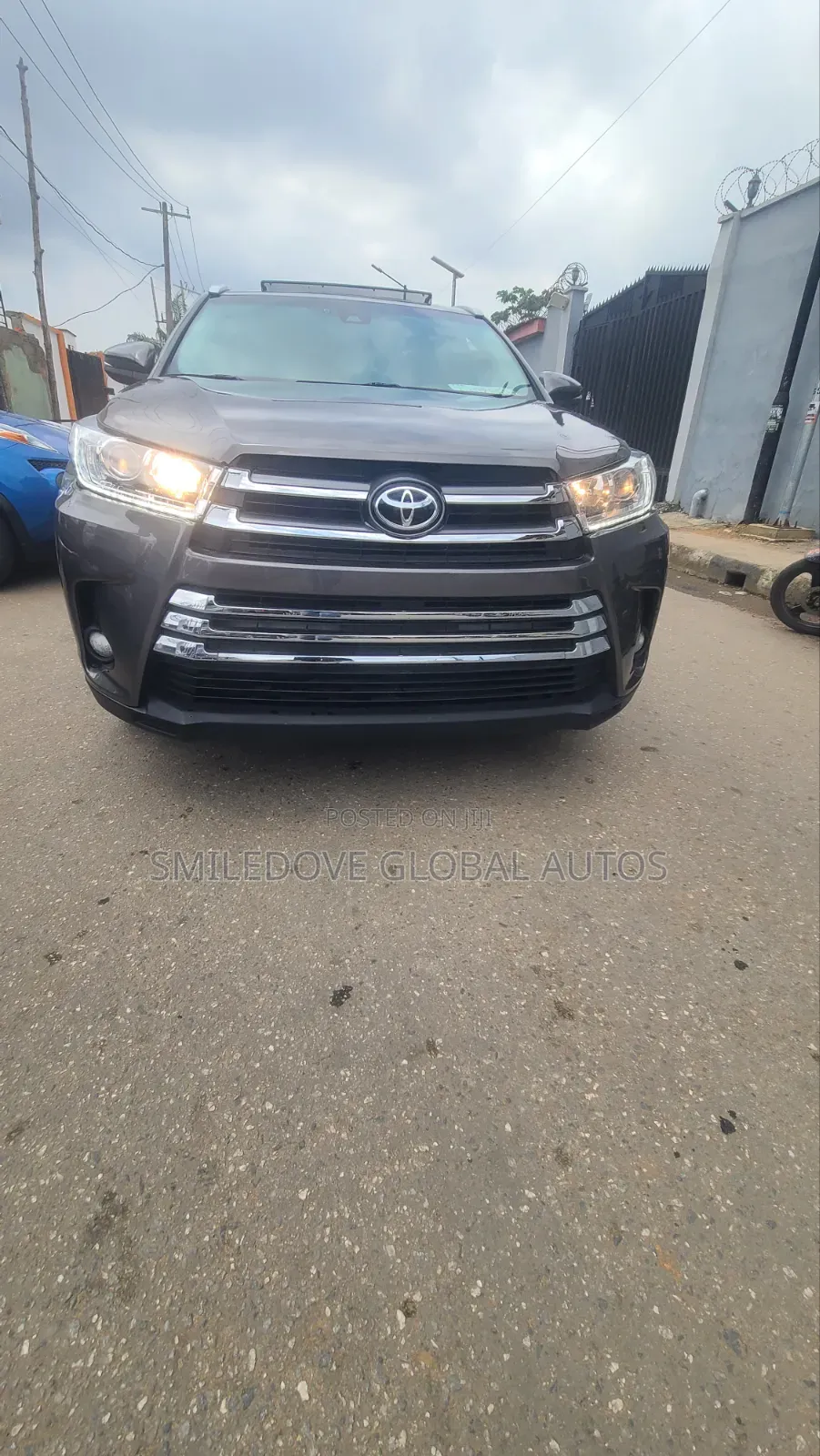 Toyota Highlander Limited Platinum 4dr SUV (3.5L 6cyl 6A) 2015 Gray