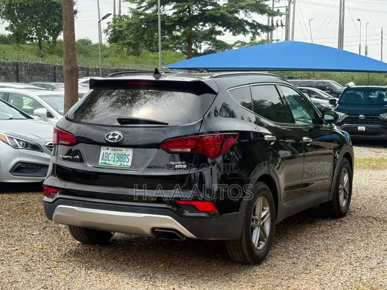 Hyundai Santa Fe SE AWD 2017 Black