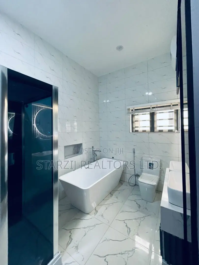 Furnished 4bdrm Duplex in Idu Industrial for sale