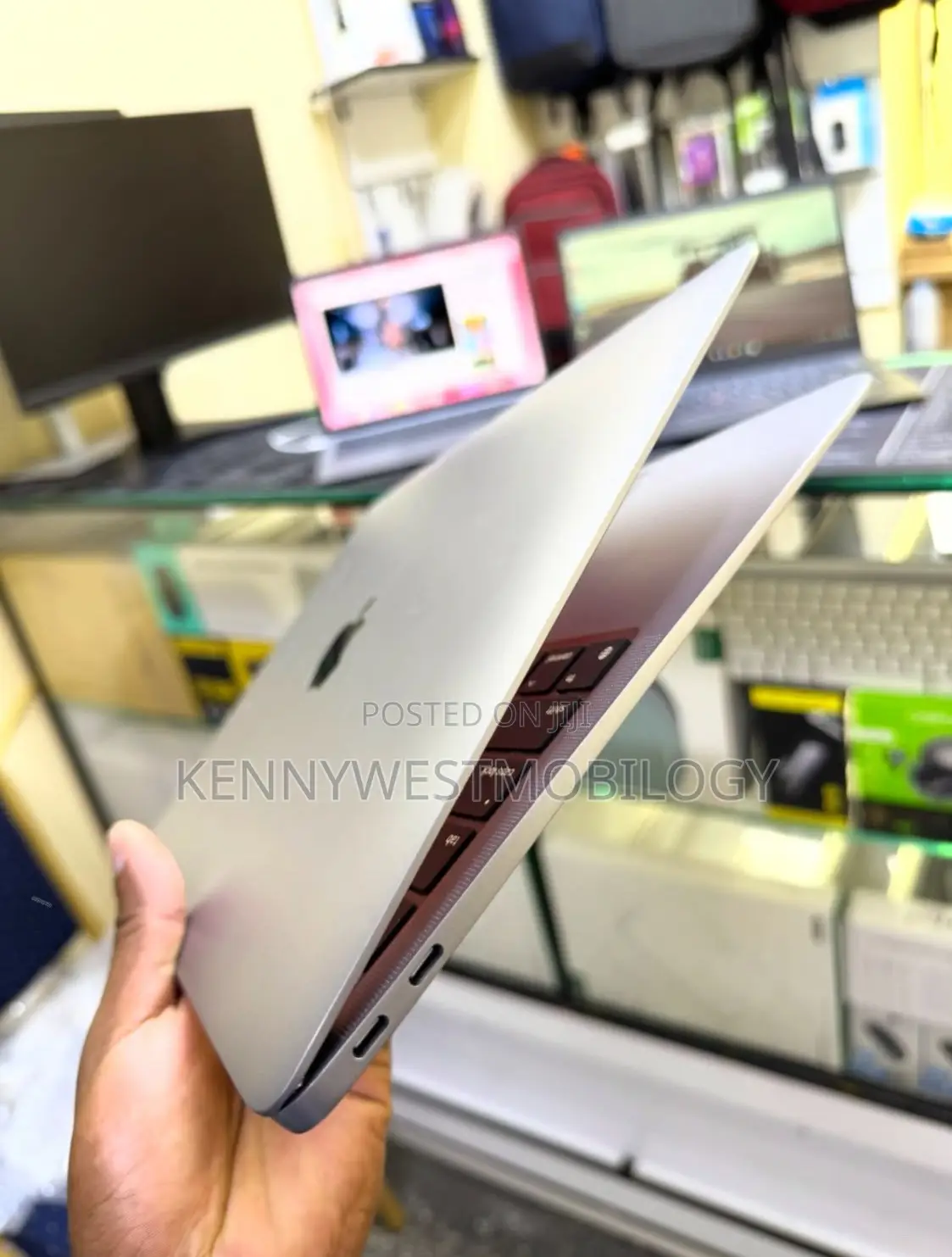 Laptop Apple MacBook Air 2020 M1 16GB Apple M1 SSD 256GB
