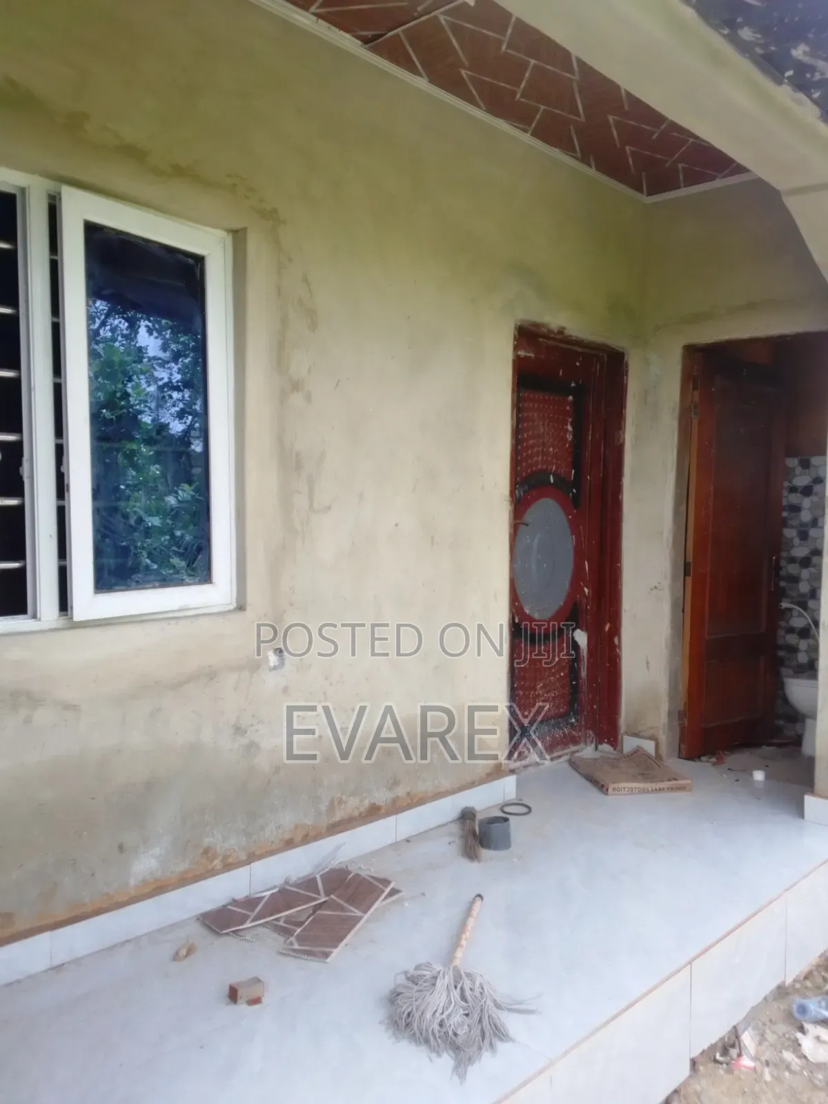 Mini Flat in Iba / Ojo for rent