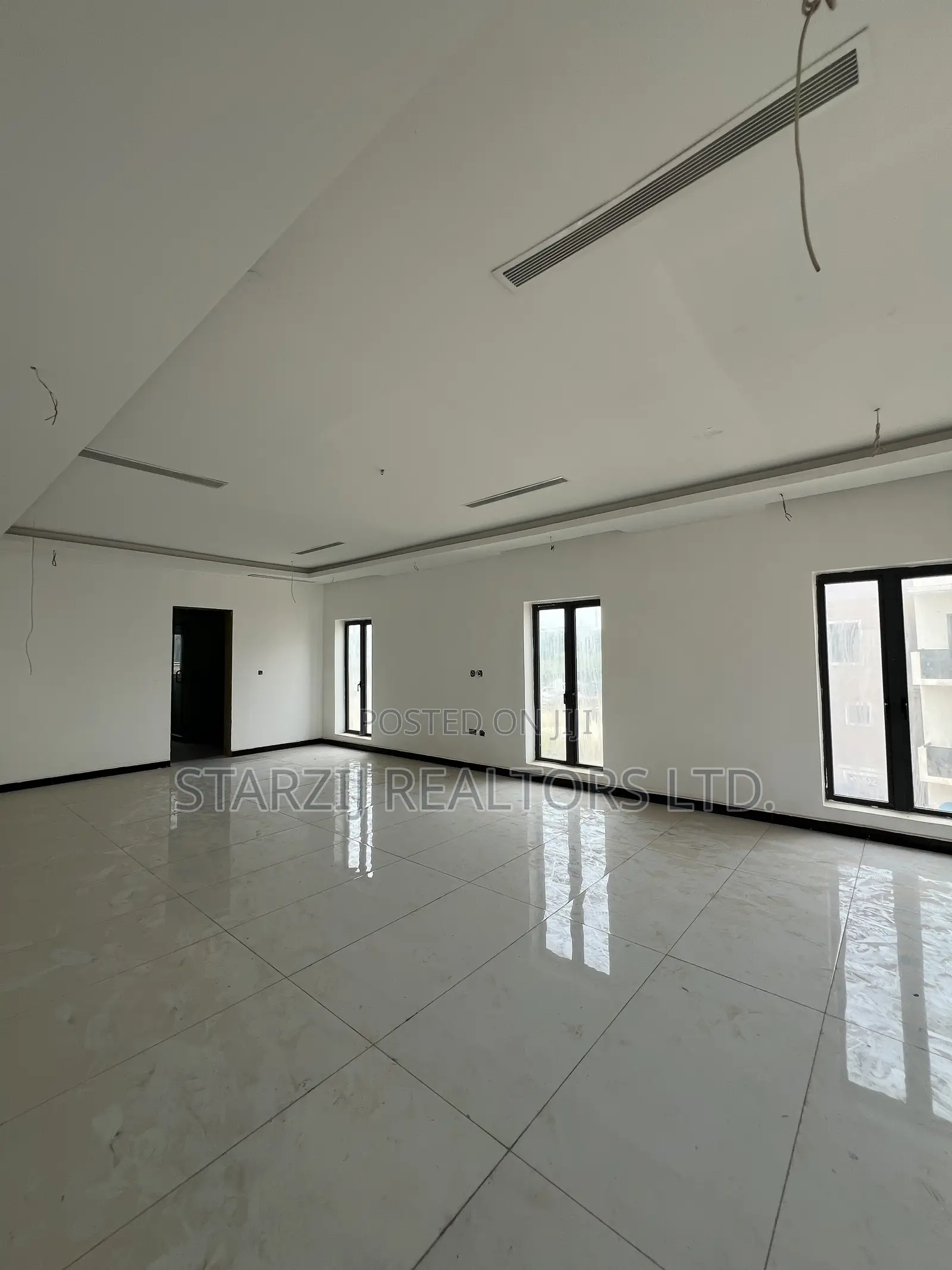 5bdrm Duplex in Mabushi for sale