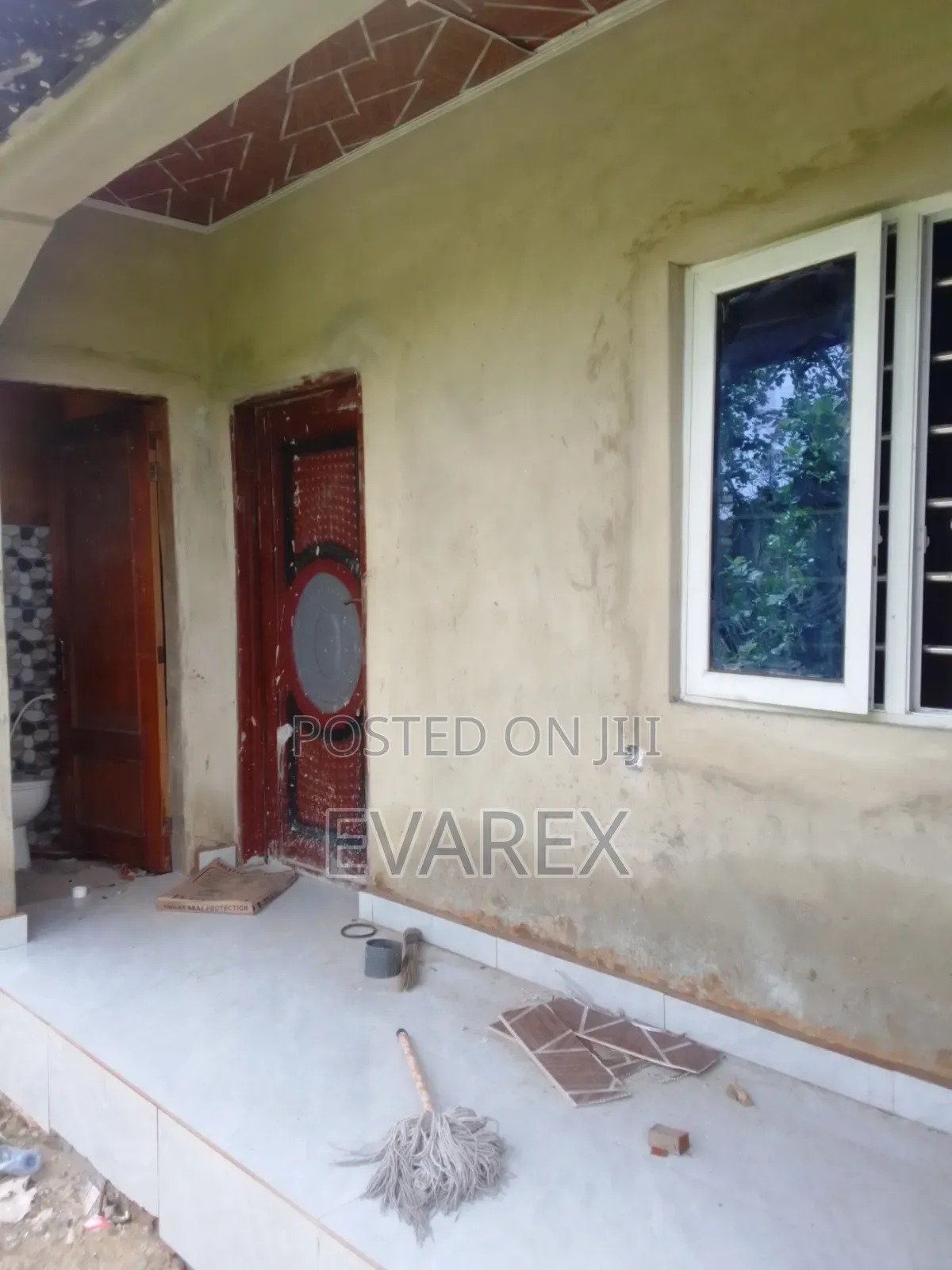 Mini Flat in Iba / Ojo for rent