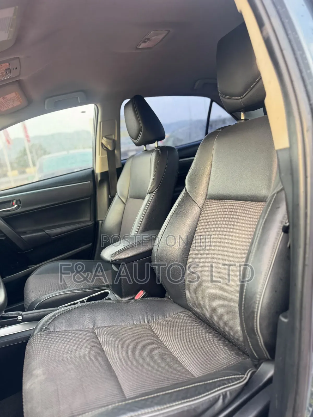 Toyota Corolla S 4dr Sedan (1.8L 4cyl CVT) 2015 Gray