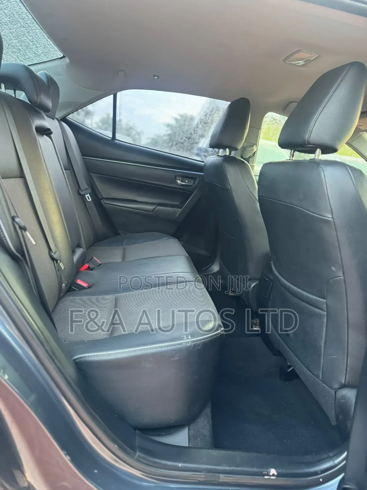 Toyota Corolla S 4dr Sedan (1.8L 4cyl CVT) 2015 Gray