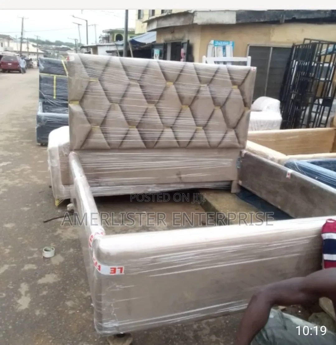 6x6 Bedframe