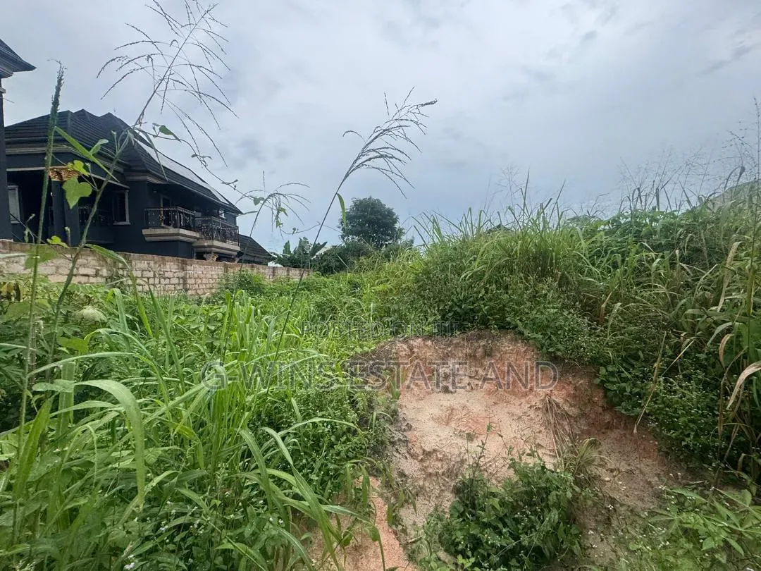 100x100ft Bare Land for Sale
