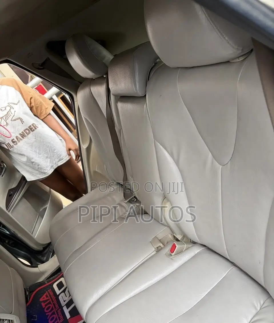 Toyota Venza AWD 2010 Green