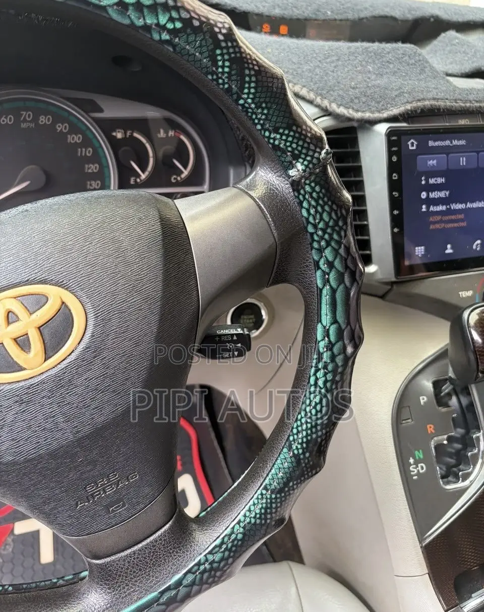 Toyota Venza AWD 2010 Green