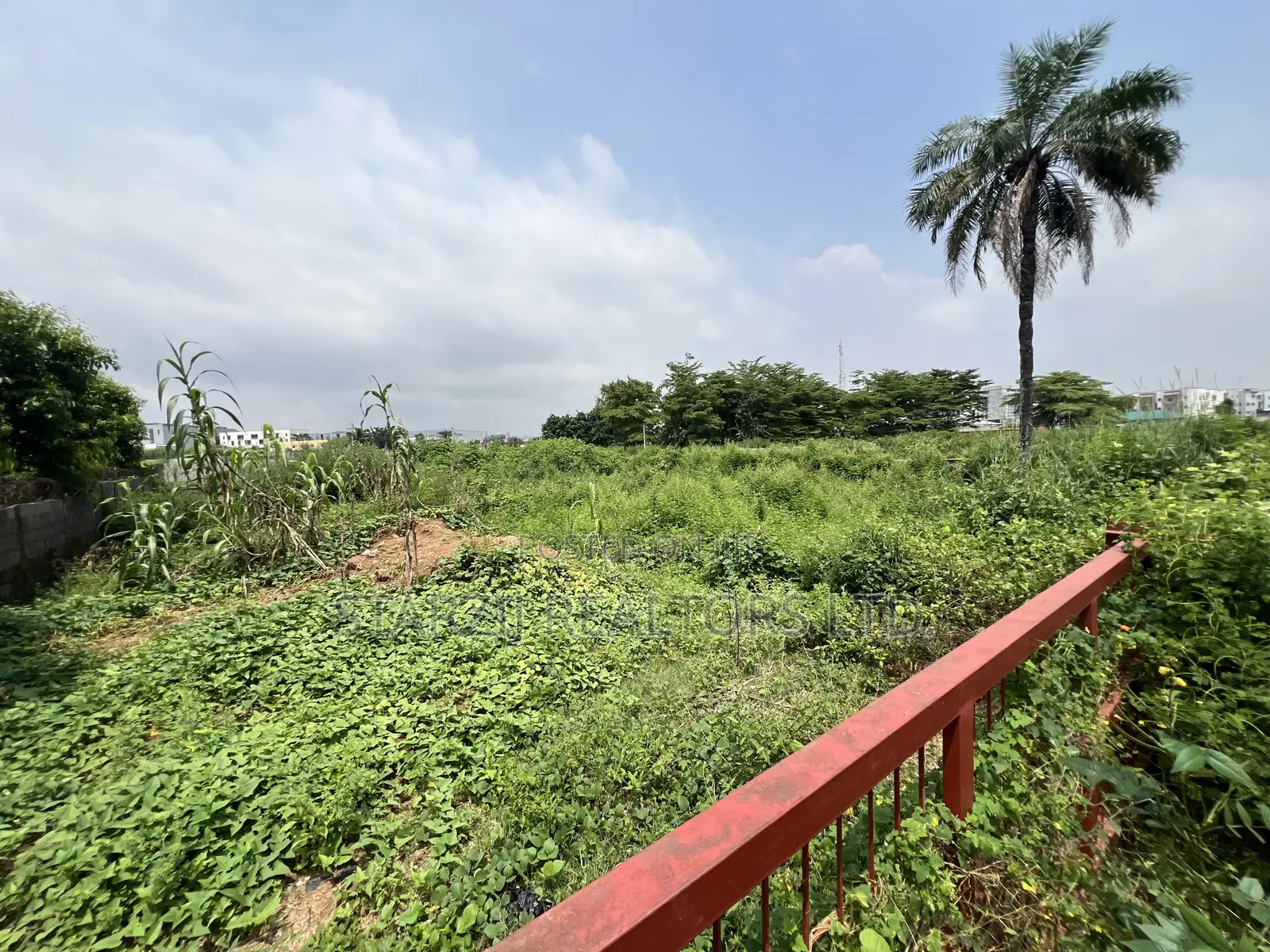 An 800sqm Residential Land in Mabushi
