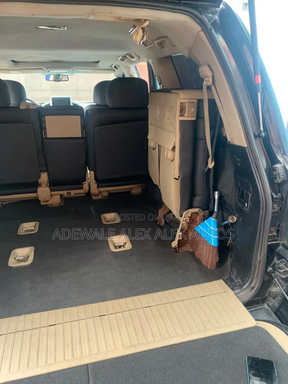 Toyota Land Cruiser 2010 Black