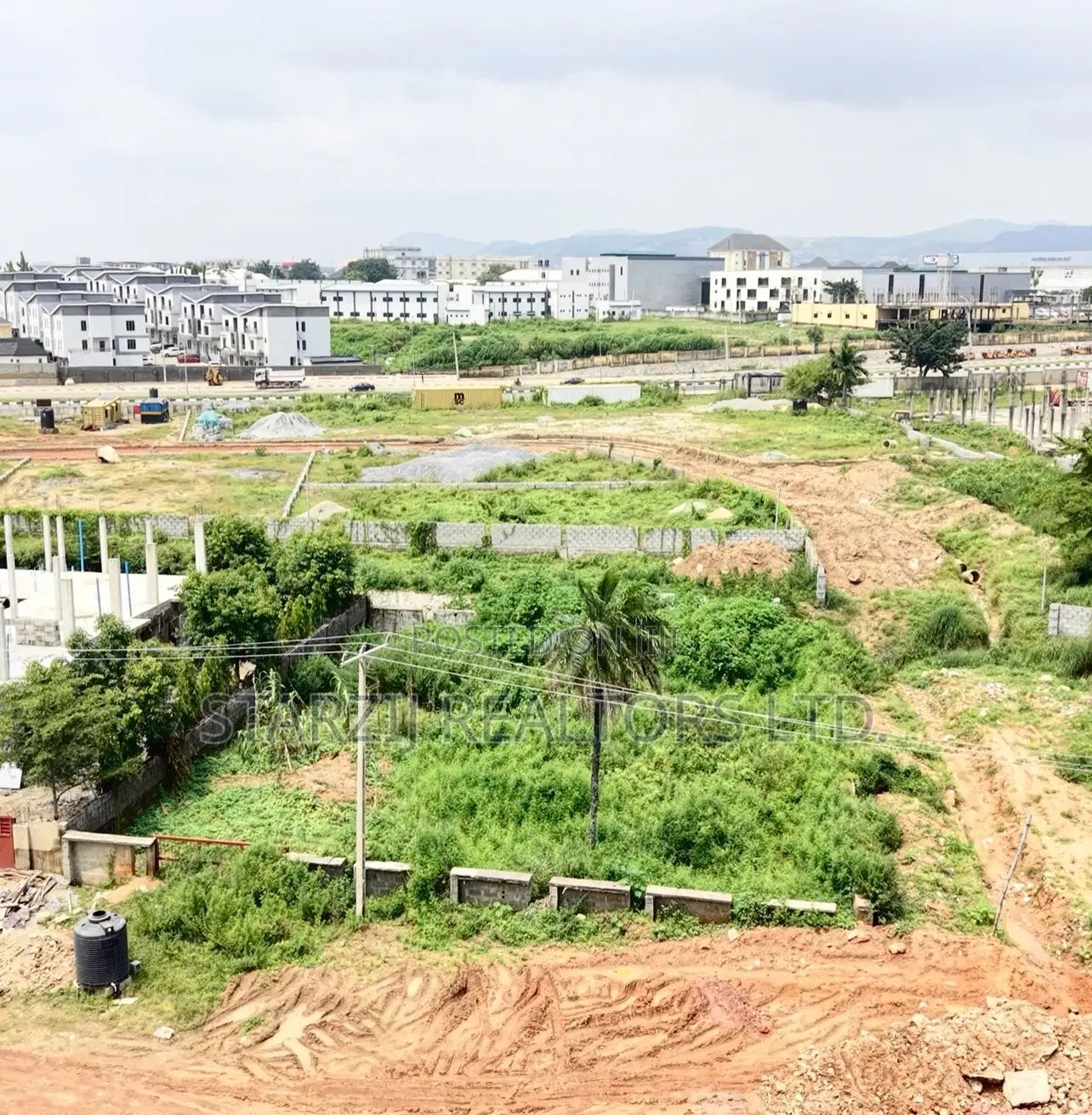 An 800sqm Residential Land in Mabushi