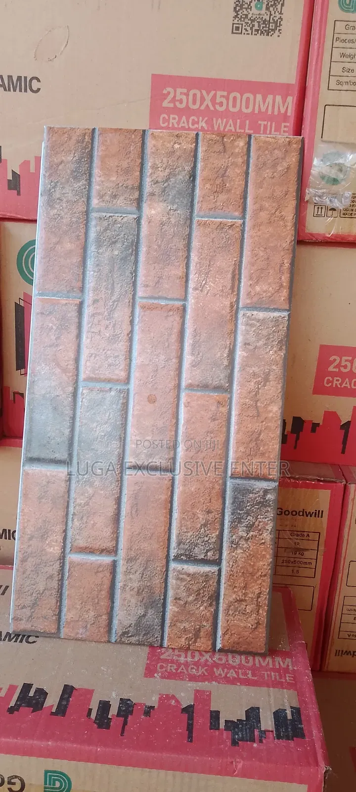 Crack Wall 25x50cm