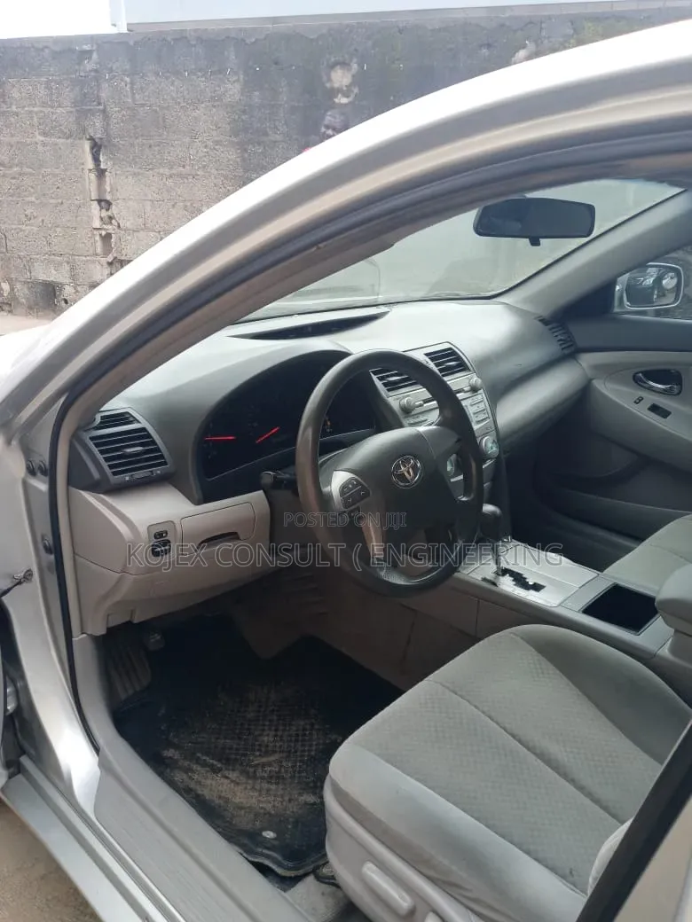 Toyota Camry 2008 Silver