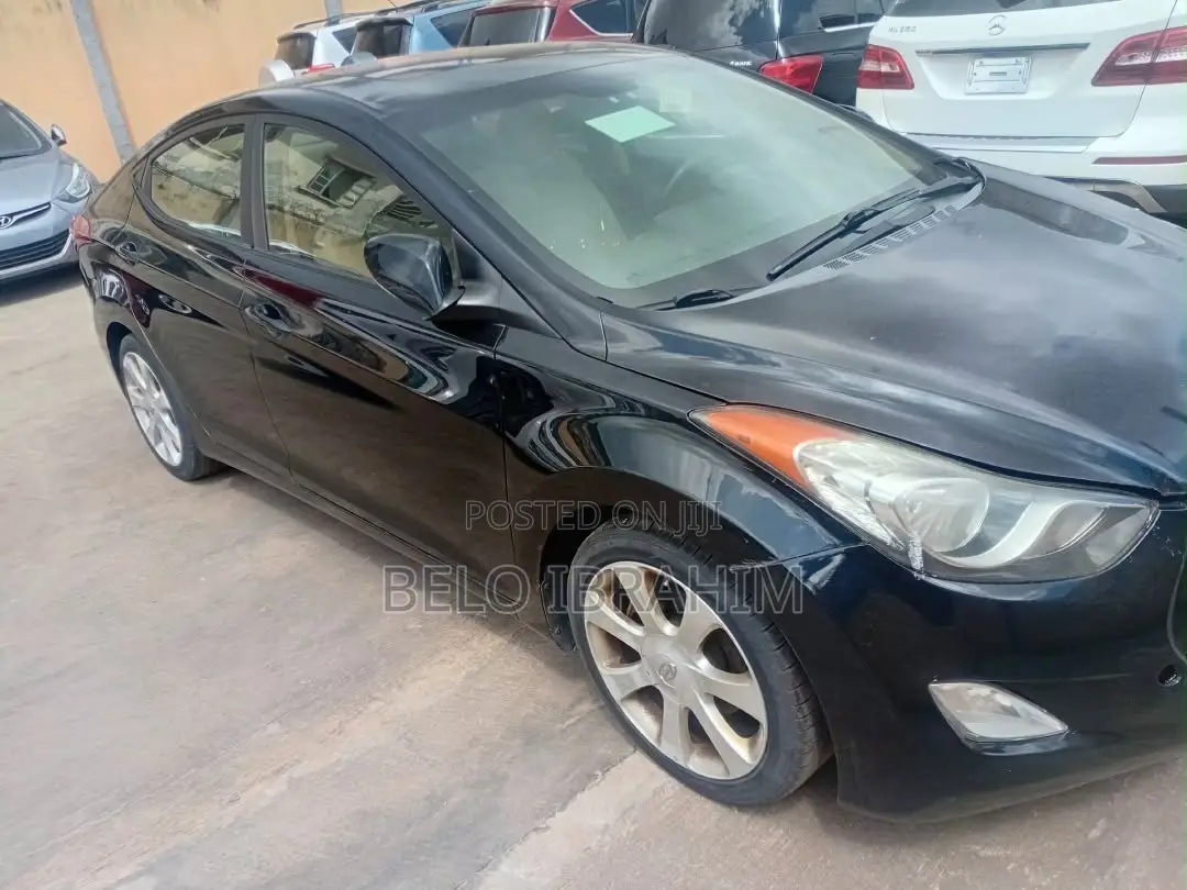 Hyundai Elantra Limited 2012 Black